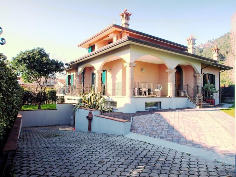 La Casa Di Mario Villa มาสซา ภายนอก รูปภาพ